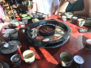 Mehr über den Artikel erfahren Yangshuo nach Chengdu – Hot Pot mit unmenschlicher Schärfe